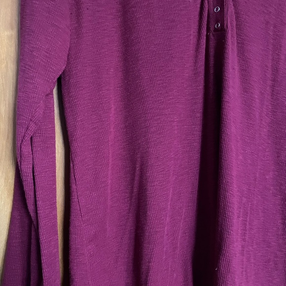 Maurices Burgandy Button Up - Picture 3 of 3